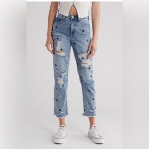 New  Tinseltown Deconstructed Fray Hem Mom Jean